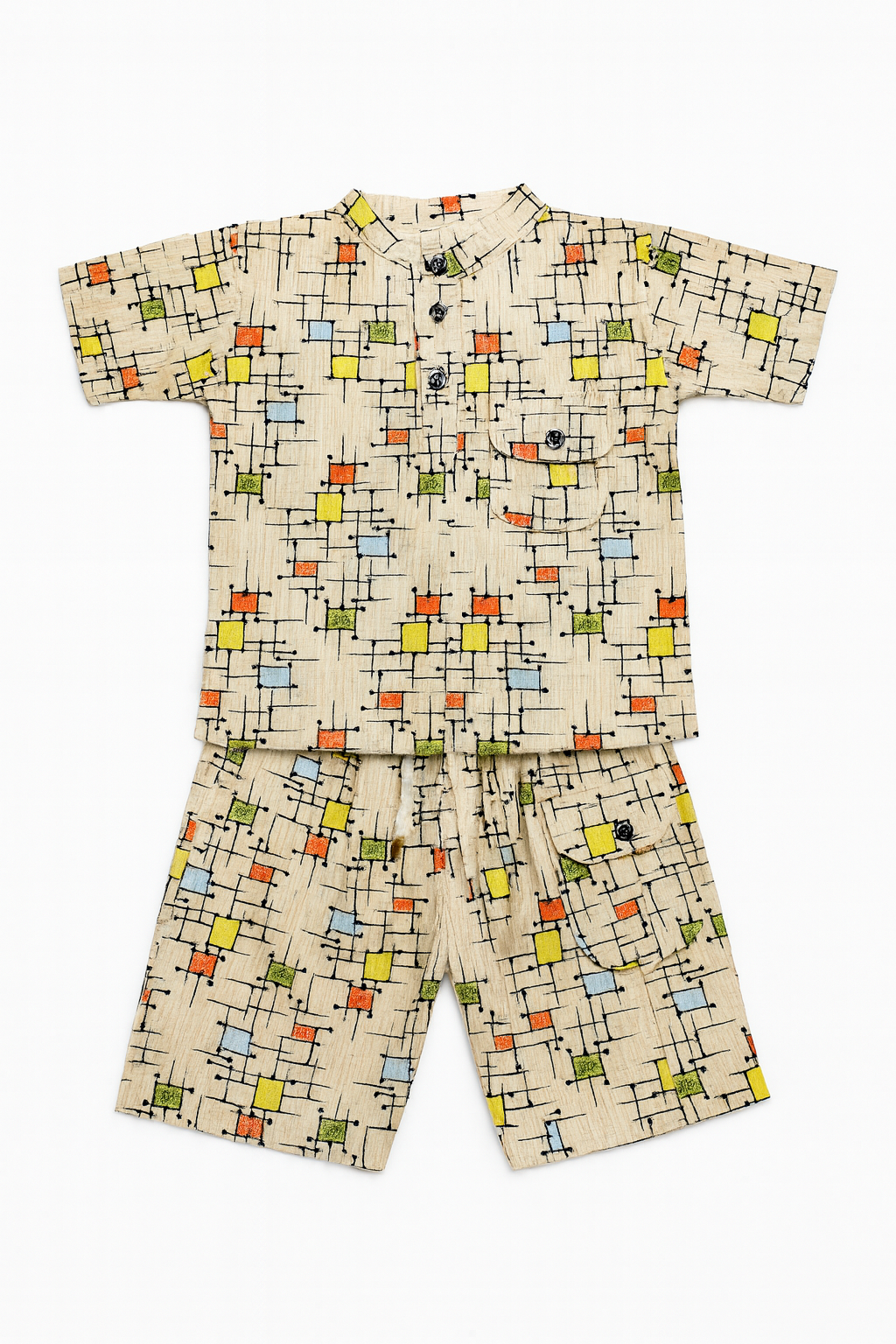 Casual Printed Outfit – Beige Square Design
